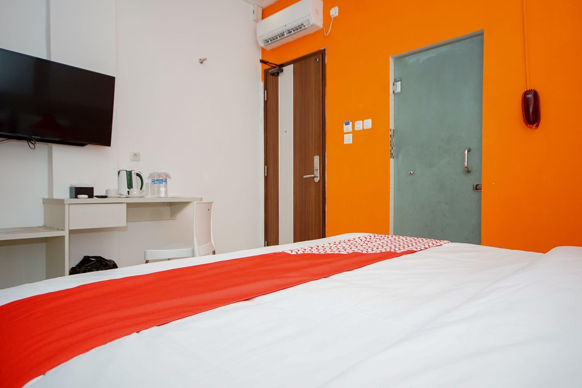 Oyo 344 Kr Hotel Palembang Exteriér fotografie
