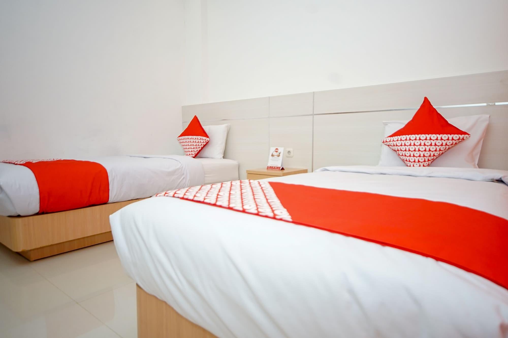 Oyo 344 Kr Hotel Palembang Exteriér fotografie
