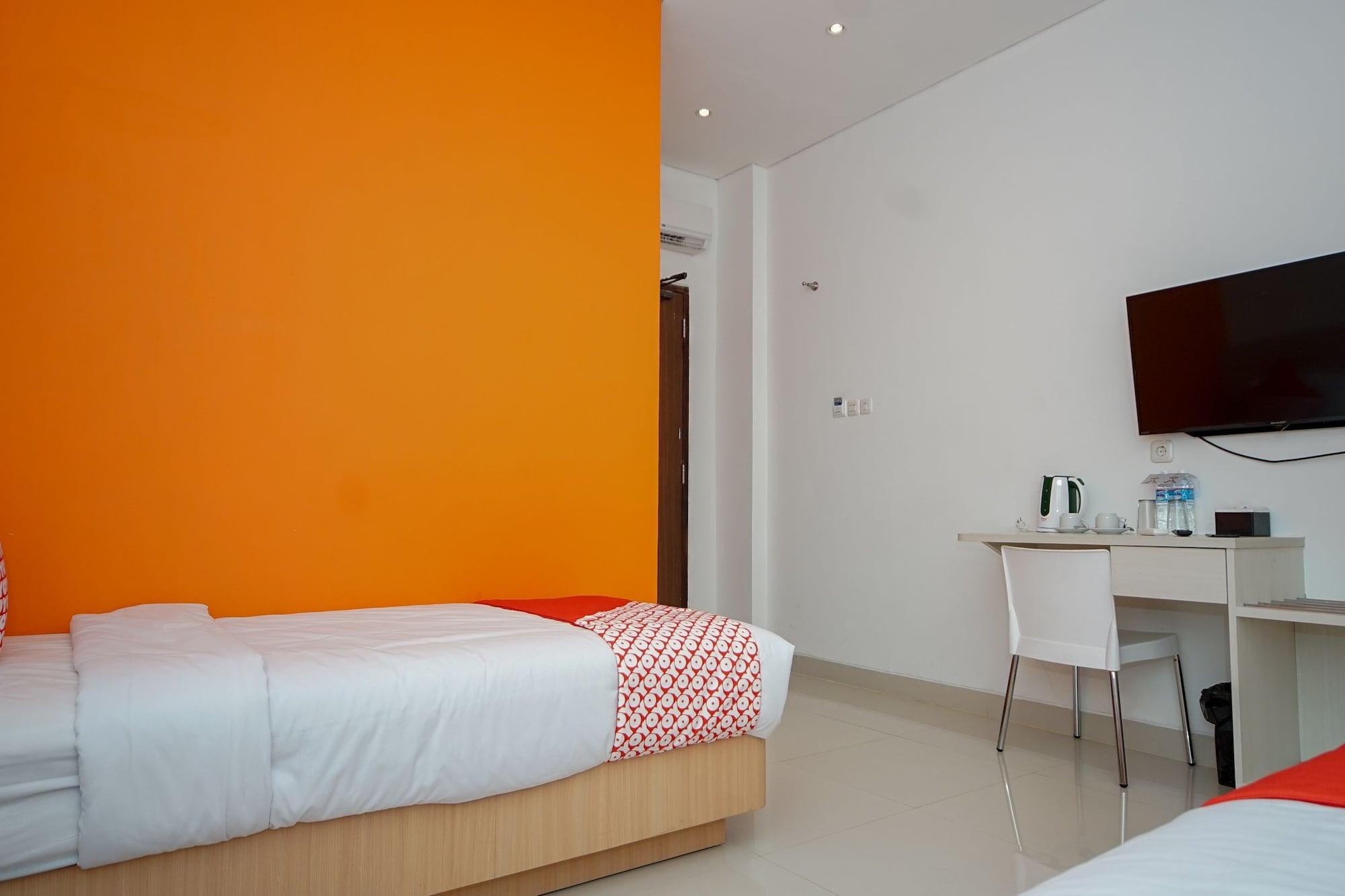 Oyo 344 Kr Hotel Palembang Exteriér fotografie