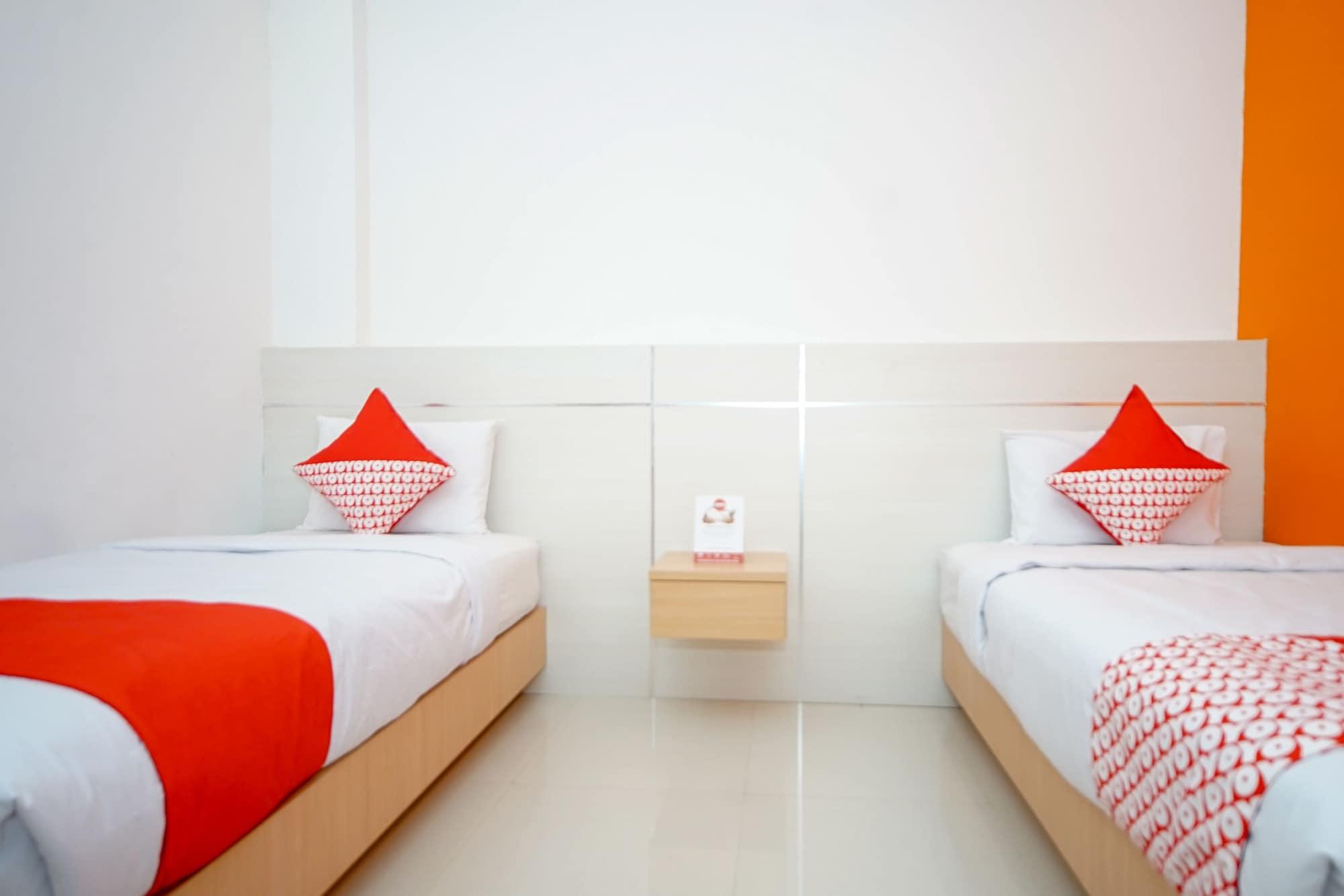 Oyo 344 Kr Hotel Palembang Exteriér fotografie