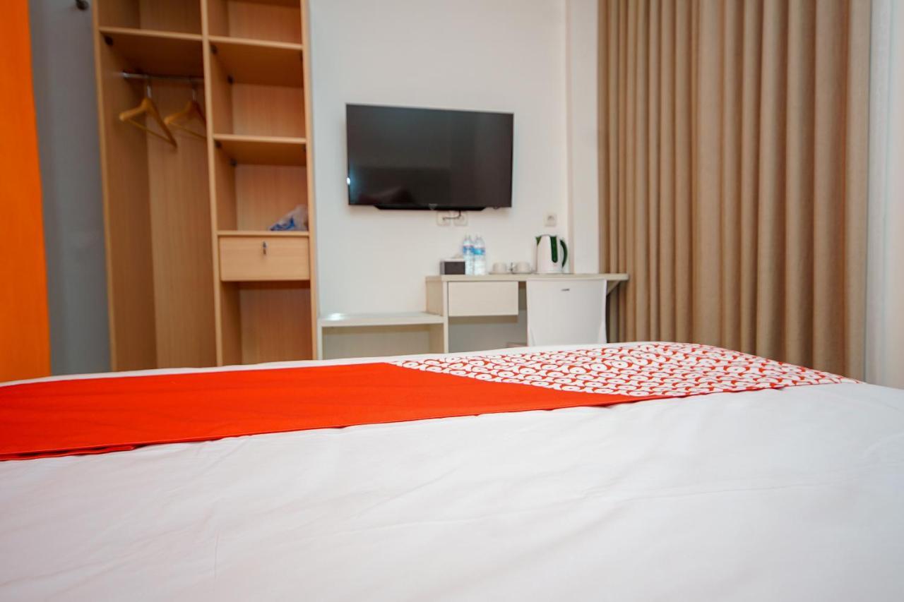 Oyo 344 Kr Hotel Palembang Exteriér fotografie