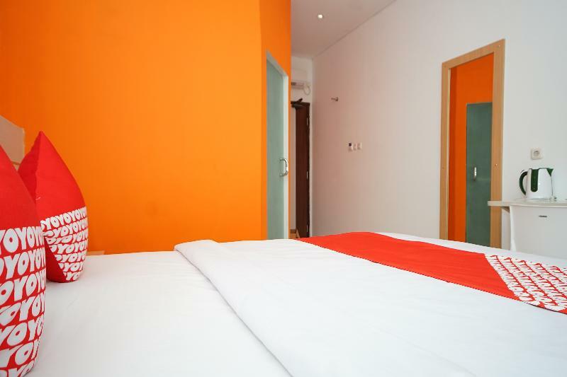 Oyo 344 Kr Hotel Palembang Exteriér fotografie