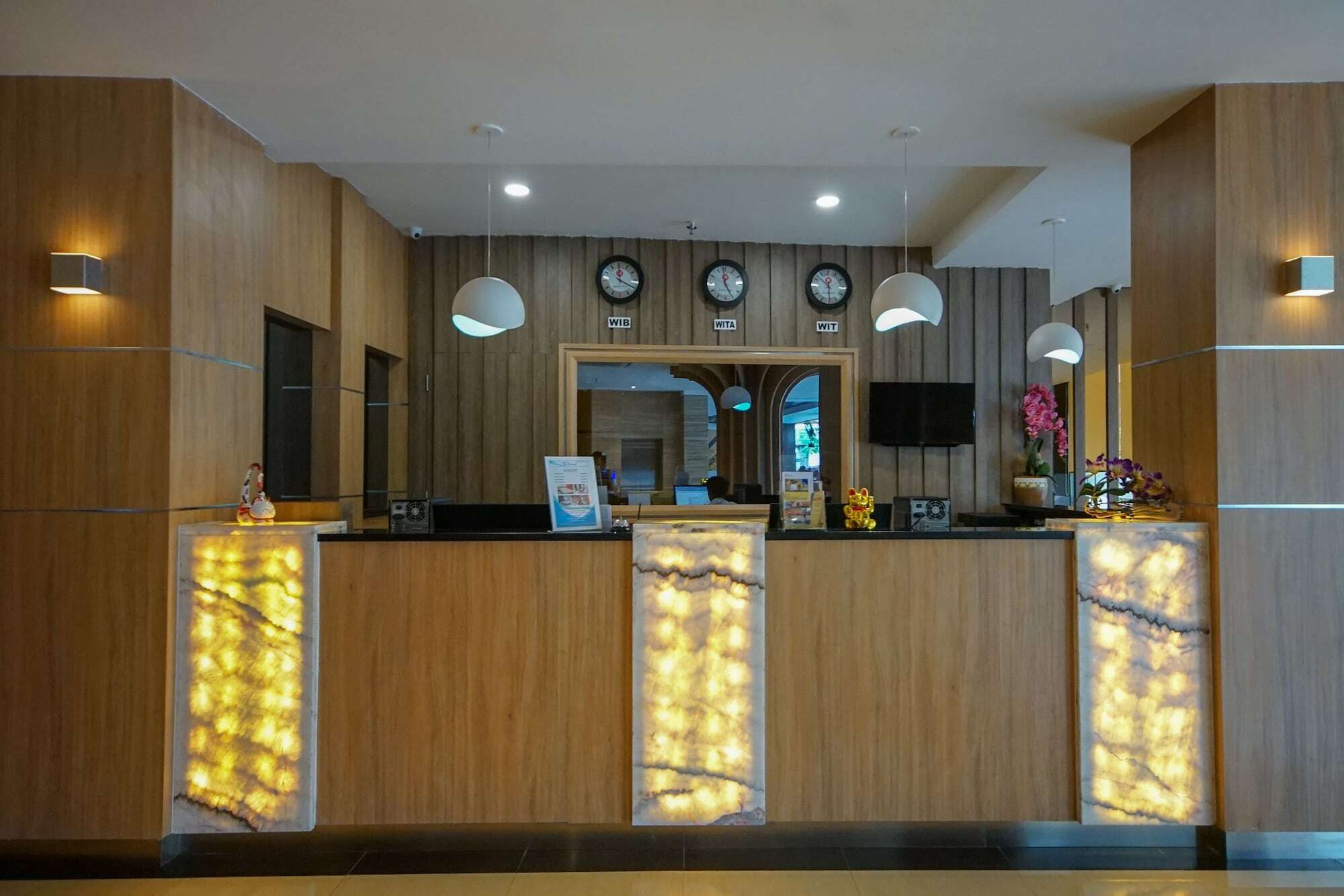 Oyo 344 Kr Hotel Palembang Exteriér fotografie